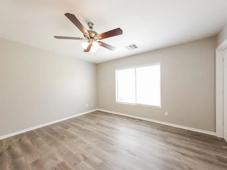 13033 W Redfield Rd — Photo 6