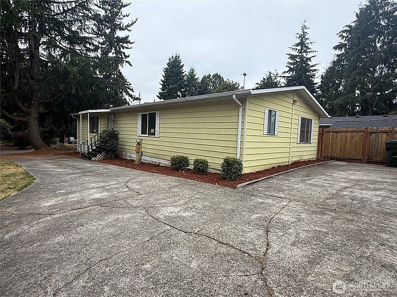 2nd image of 11316 SE 226th Street