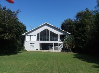 1355 Davis St, Manning, SC 29102