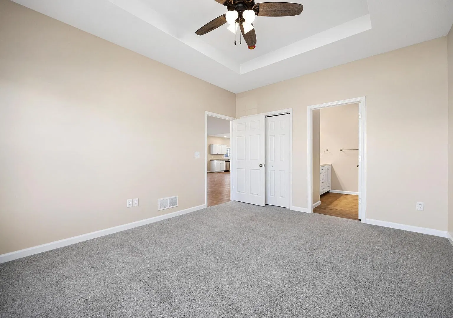 Brand New Construction Home for Rent Washington, IL! — Photo 4
