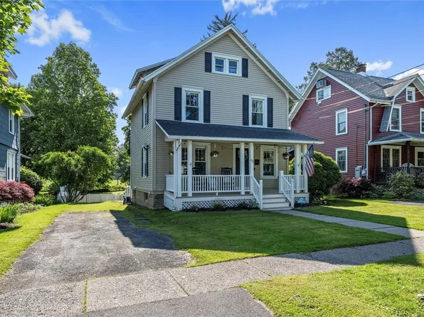 210 N Hoopes Ave, Auburn, NY 13021