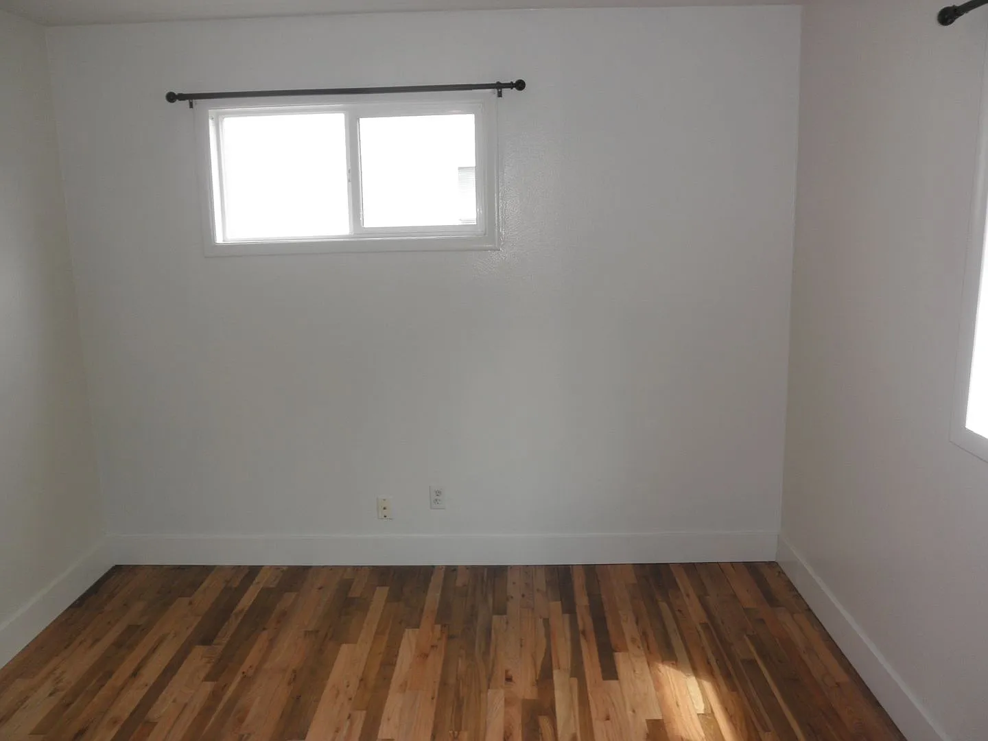 Convenient to West Salem shopping — Photo 3