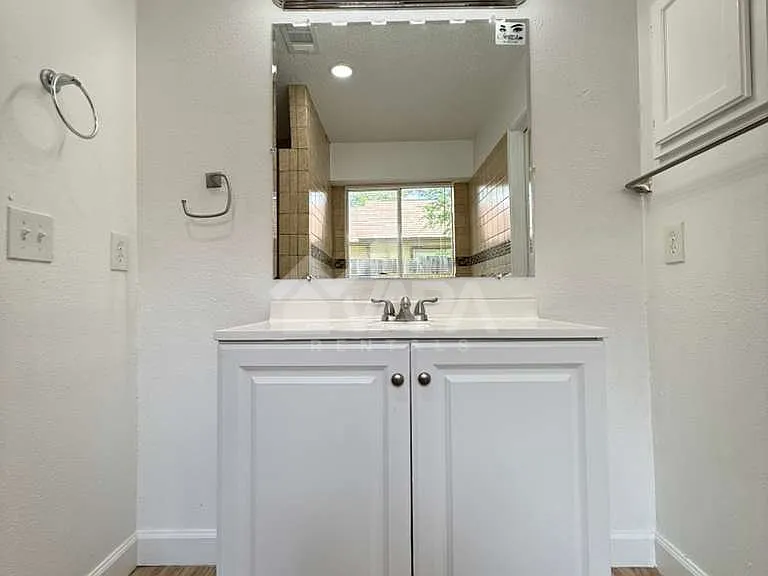 3230 Bear Springs Dr — Photo 13
