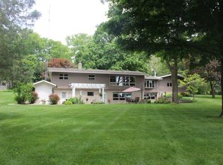 1210 N Shore Dr, Rome City, IN 46784