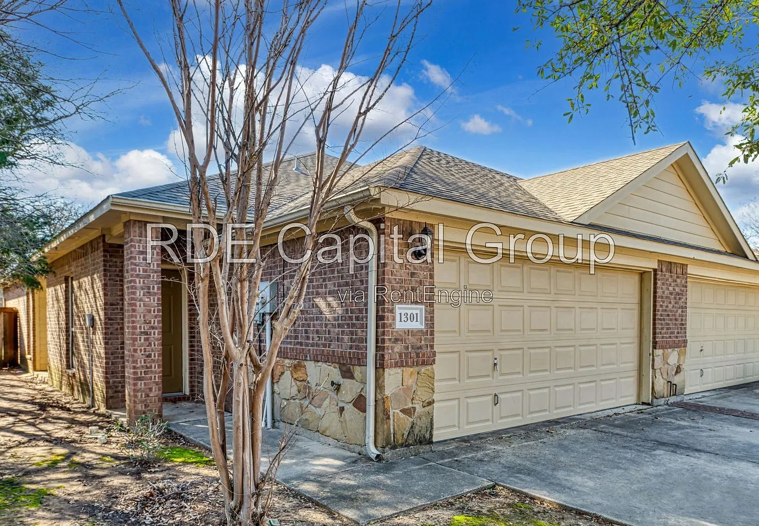 3 bed, 2.0 bath, 1240 sqft, $1,850 — Photo 2