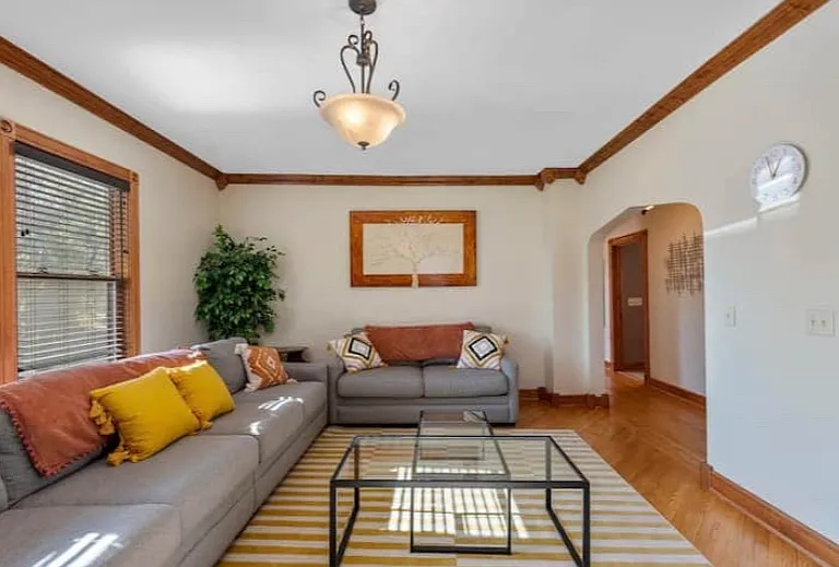 2822 N Shepard Ave #UPPER — Photo 6