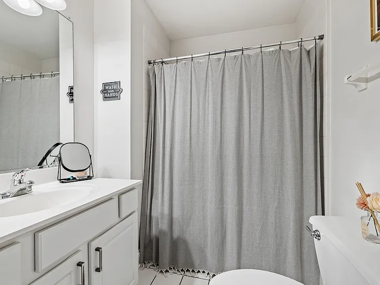 15 Foxcroft Rd #207 — Photo 12