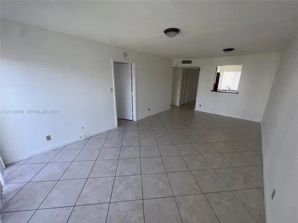 (undisclosed Address), Hollywood, FL 33025