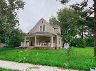 616 Helen Ave, Terre Haute, IN 47802
