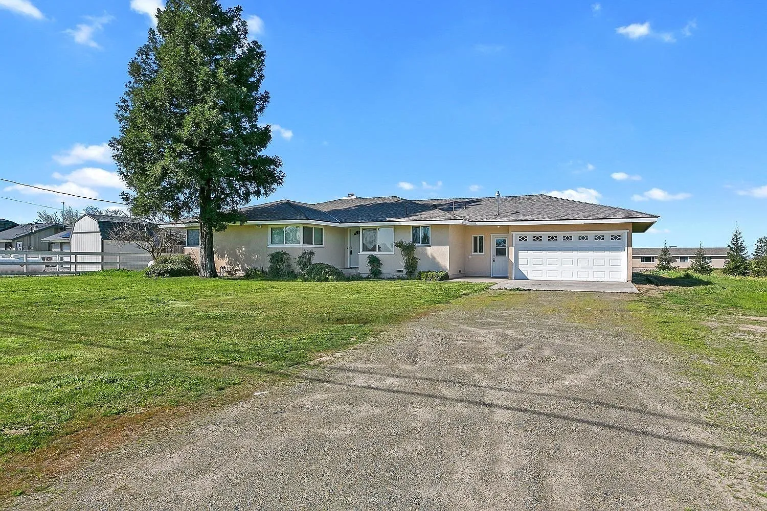 13660 Road 35 photo 1