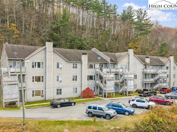 200 Pilgrims Way #12, Boone, NC 28607