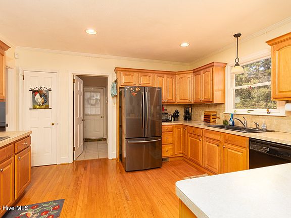 5th image of 115 Horniblow Point Road