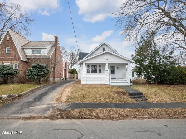 1426 Sumner Avenue, Schenectady, NY 12309