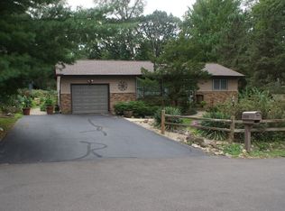 7715 Beaver Rd, Wonder Lake, IL 60097