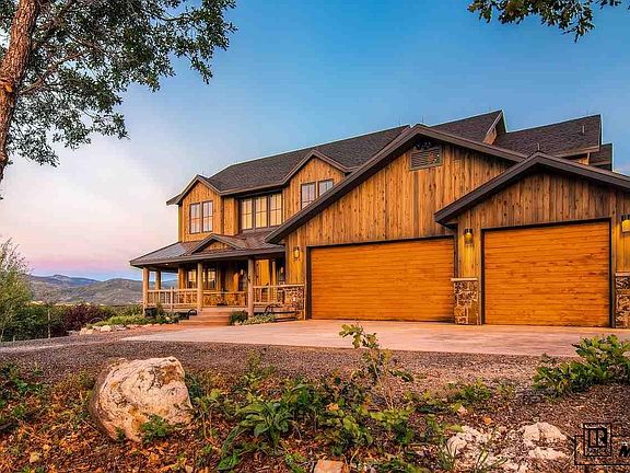 4th image of 26025 Vista Valley Ct