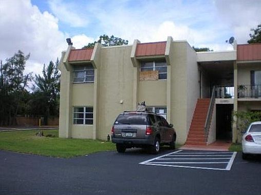 1st image of 13927 SW 90th Ave #204-A