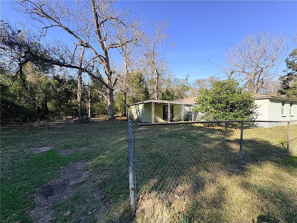 2nd image of 1203 Next St
