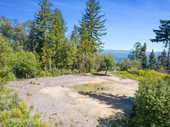 235 Feather Ln, Santa Cruz, CA 95060