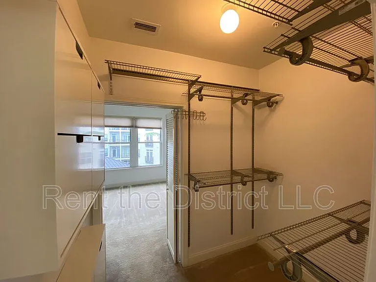 1391 Pennsylvania Ave SE #420 — Photo 8