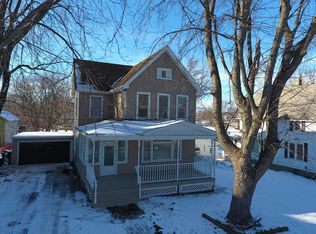 325 N Walnut St, Mayville, WI 53050