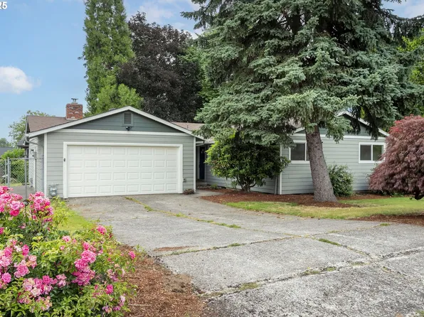 9910 NE 15th St, Vancouver, WA 98664