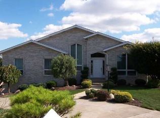 201 Stettler Dr, Clairton, PA 15025
