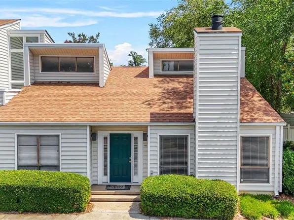 645 Serramonte Dr, Marietta, GA 30068