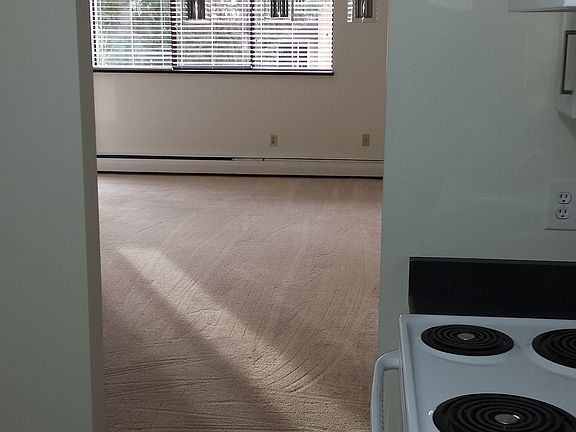 2nd image of 1561 Vidal St