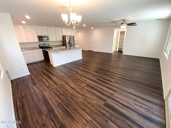 3rd image of 11682 N 166TH Drive