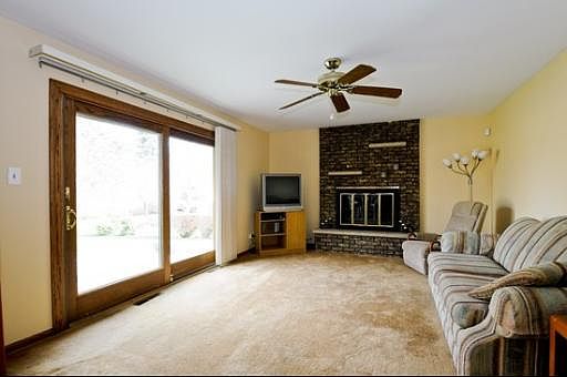 5th image of 8548 W 144th St