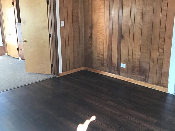 2nd image of 1110 Loy St