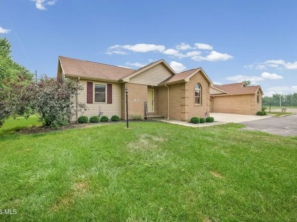 714 Autumn Dr, Ada, OH 45810