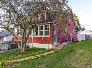 255 Prospect St, Ishpeming, MI 49849