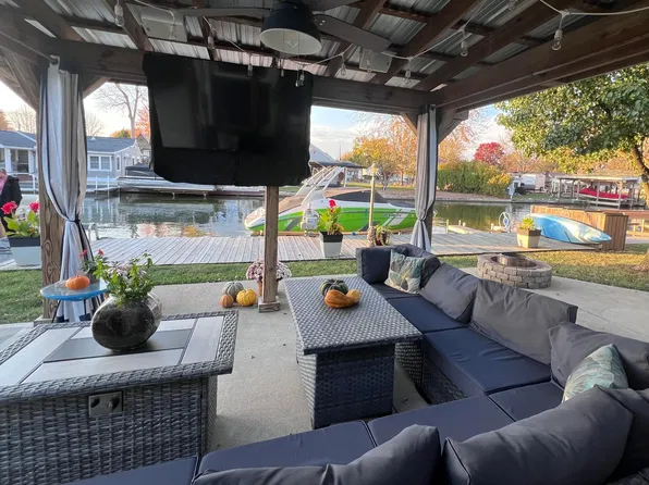 11559 Circle Dr, Lakeview, OH 43331