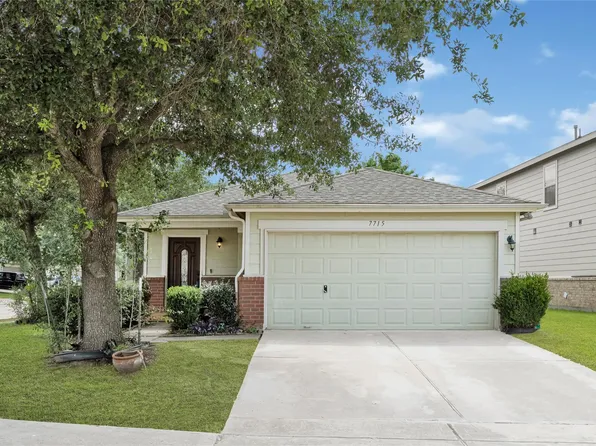 7715 Sagemark Ridge Dr, Cypress, TX 77433