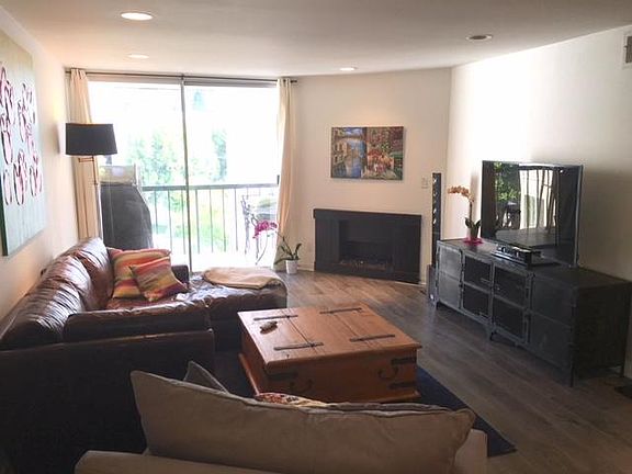 2nd image of 8530 Holloway Dr APT 417