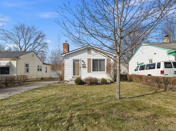 3047 Ellwood Ave, Berkley, MI 48072
