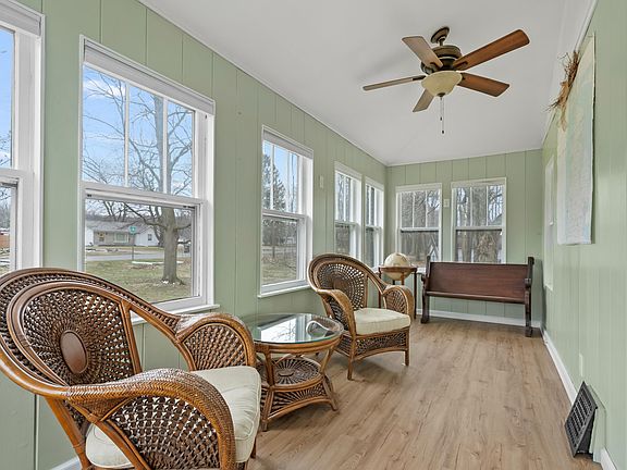 5th image of 2350 E B Ave