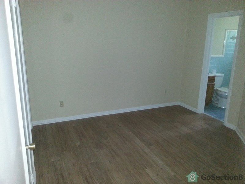 2nd image of 3909 Thomas Rd SW APT 5