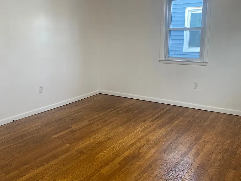 332-330 S Cherry St — Photo 6