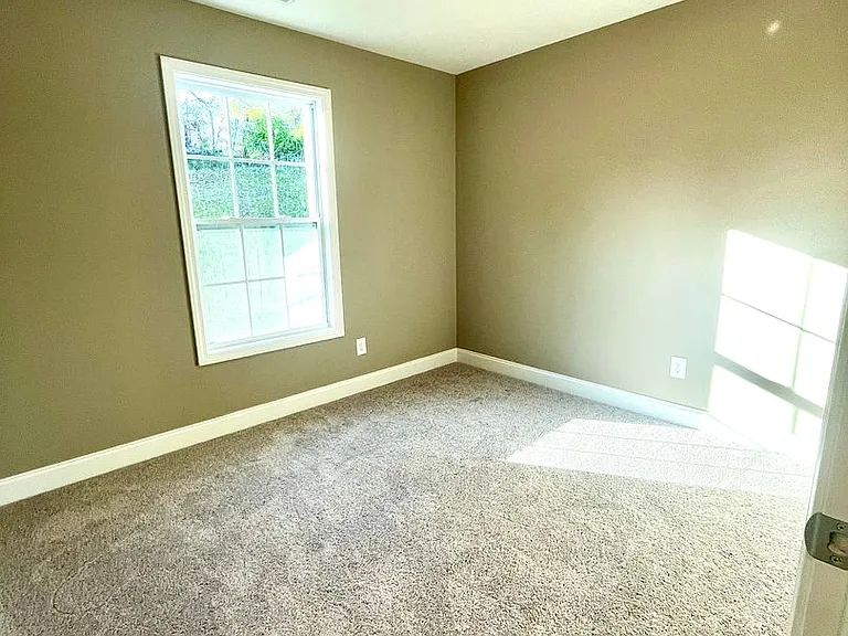 5547 Berkley Landing Ln — Photo 13
