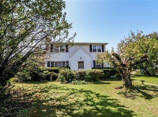 7 Judy Ln, Stamford, CT 06906