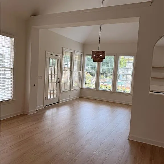 325 North Ct — Photo 6