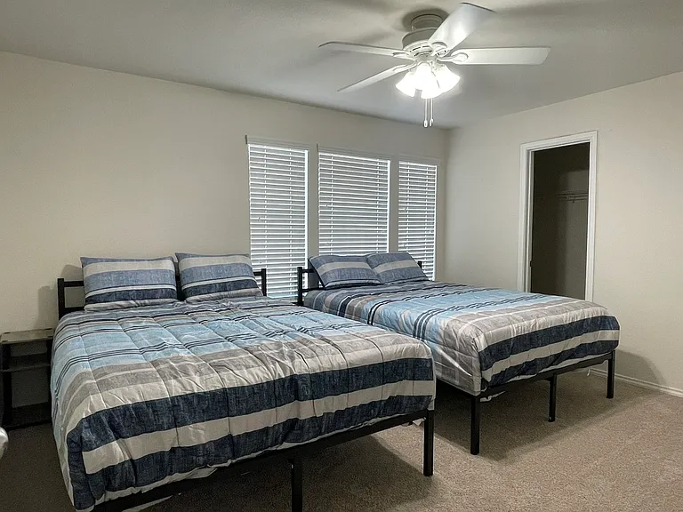 3738 Gallery Wls — Photo 62