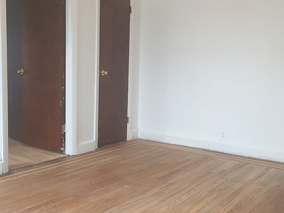 5th image of 865 Walton Ave APT 2A