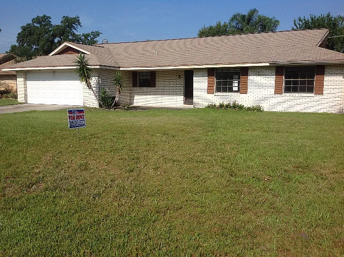 977 Whiporwill Dr — Photo 1