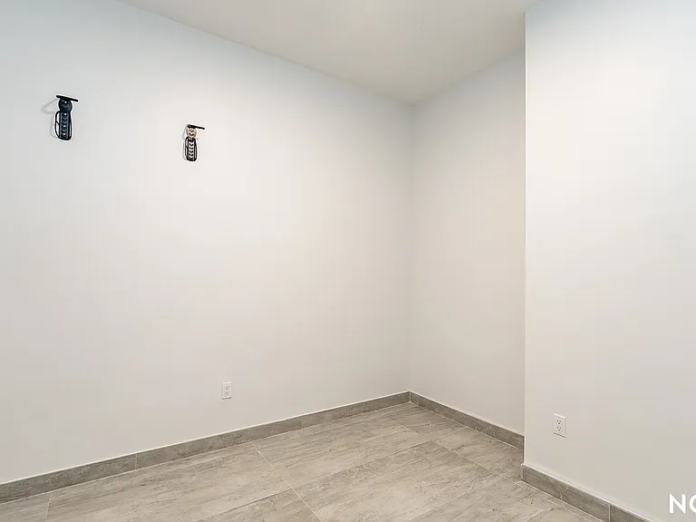 430 Sackett St #B2 — Photo 25