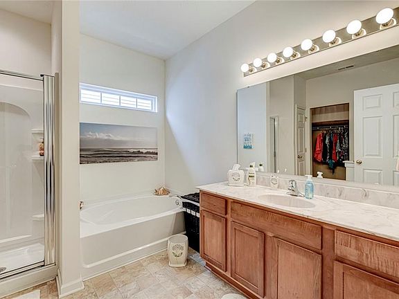 4th image of 17280 Tilbury Way