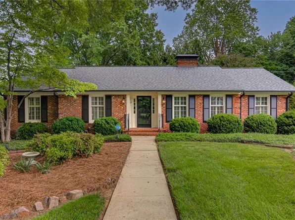 2661 Glen Forest Dr, Winston Salem, NC 27103