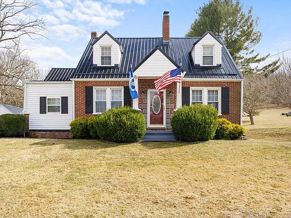 2nd image of 10664 Bent Mountain Rd